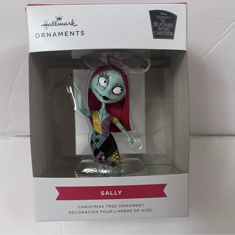 Sally Nightmare Before Christmas Tree Hallmark Ornament New In Box.